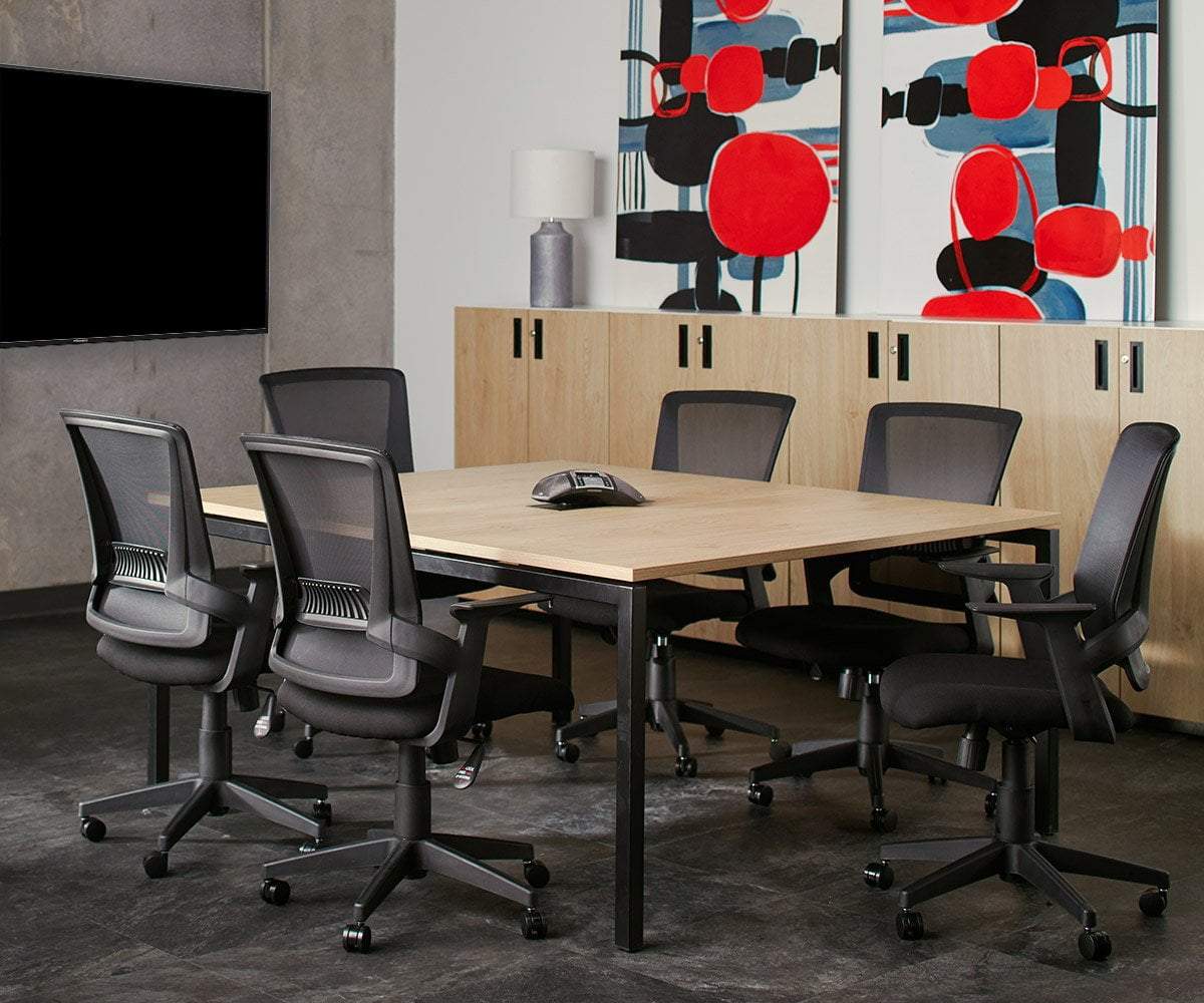 Pitka Chair